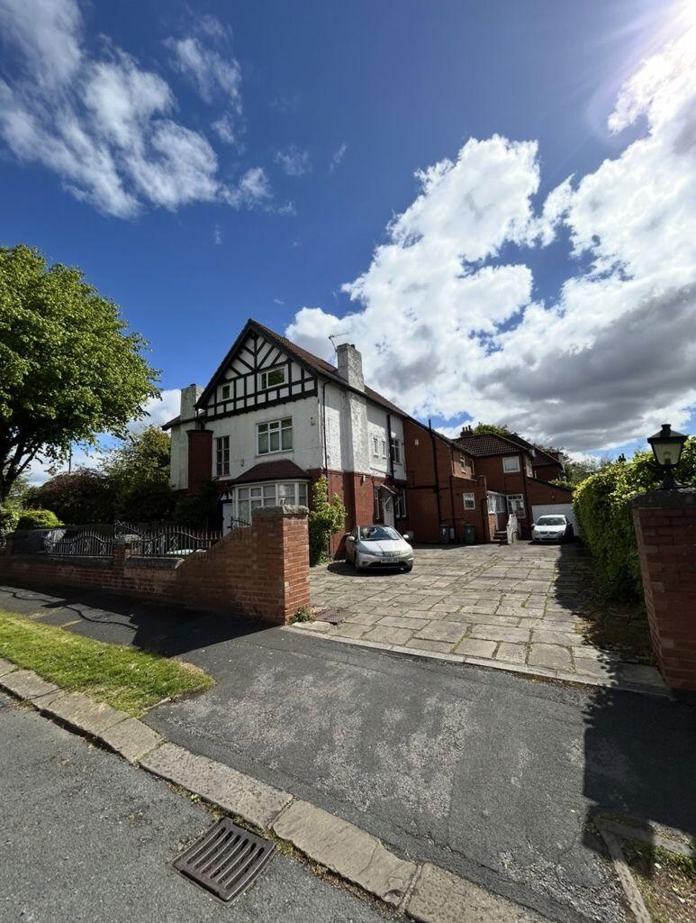 3 bed 1st Floor Flat for rent in Bramhope. From Handley Gibson - Leeds
