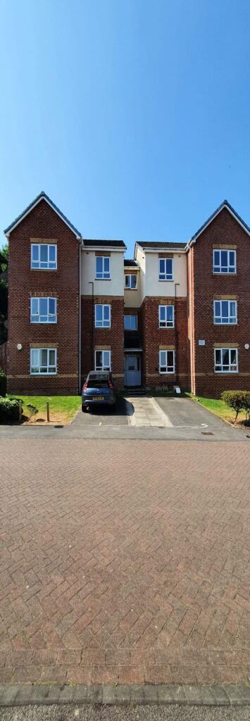 2 bed 1st Floor Flat for rent in Worsbrough. From Handley Gibson - Leeds