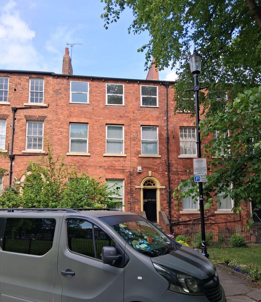 2 bed 1st Floor Flat for rent in Leeds. From Handley Gibson - Leeds