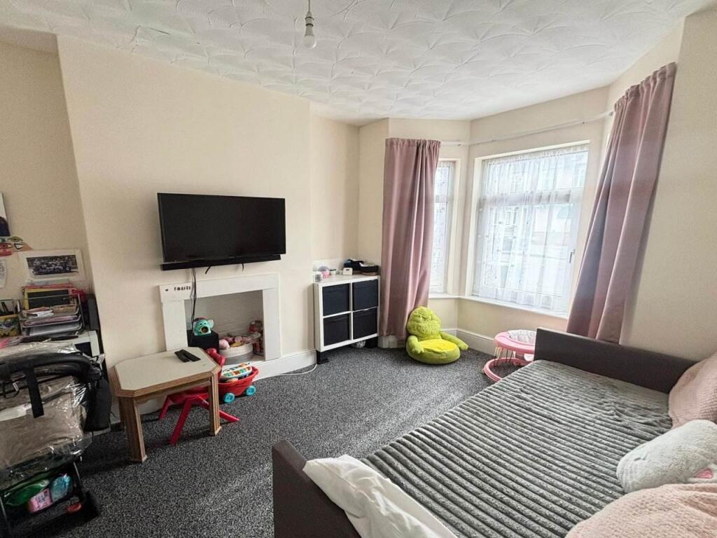 2 bed Detached for rent in Ilford. From Lifestyle Property