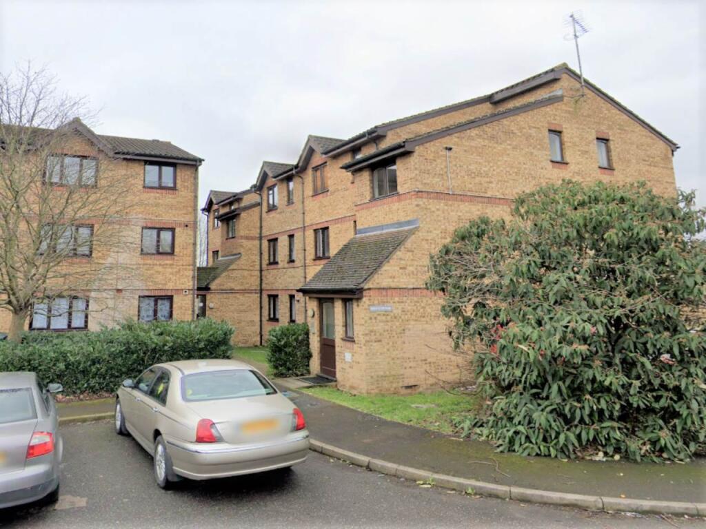 2 bed 1st Floor Flat for rent in Ilford. From Lifestyle Property