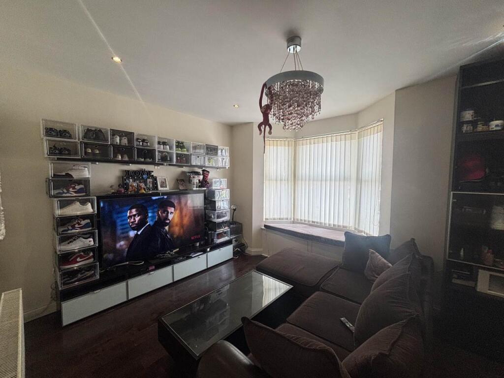 2 bed 1st Floor Flat for rent in Walthamstow. From Lifestyle Property