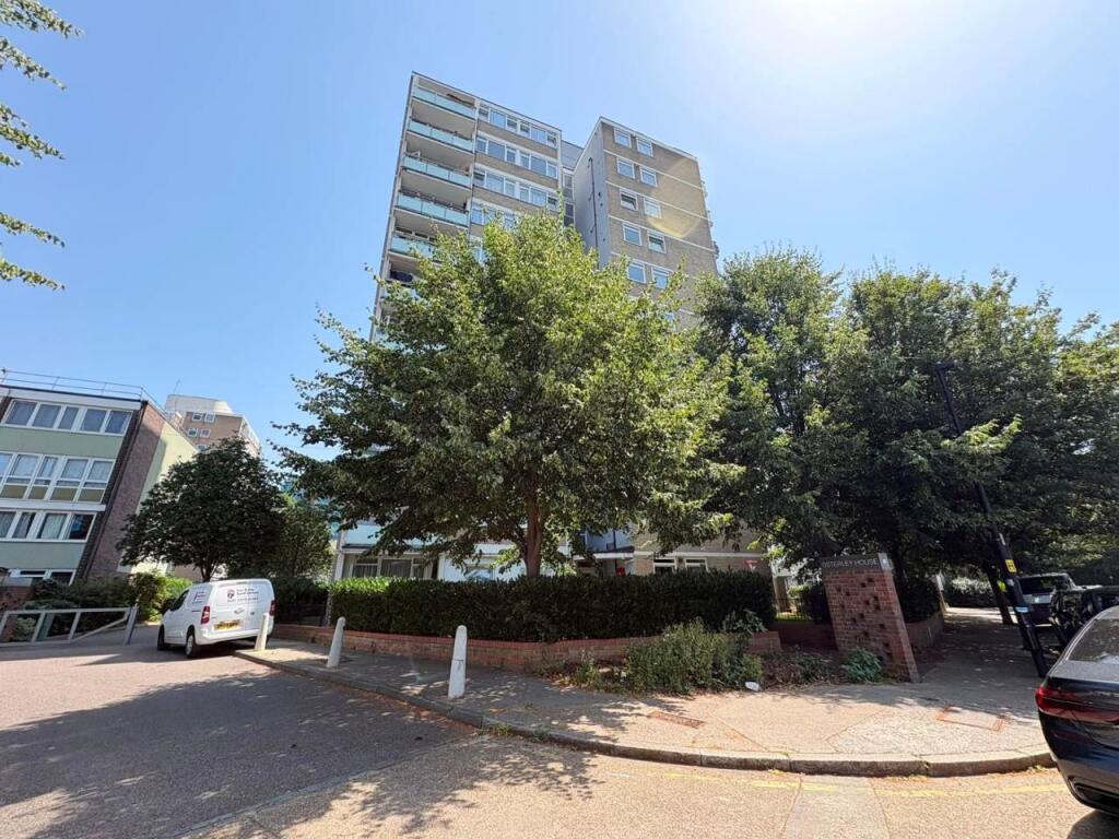 2 bed 1st Floor Flat for rent in London. From Lifestyle Property 2 bed 1st Floor Flat for rent in London. From Lifestyle Property