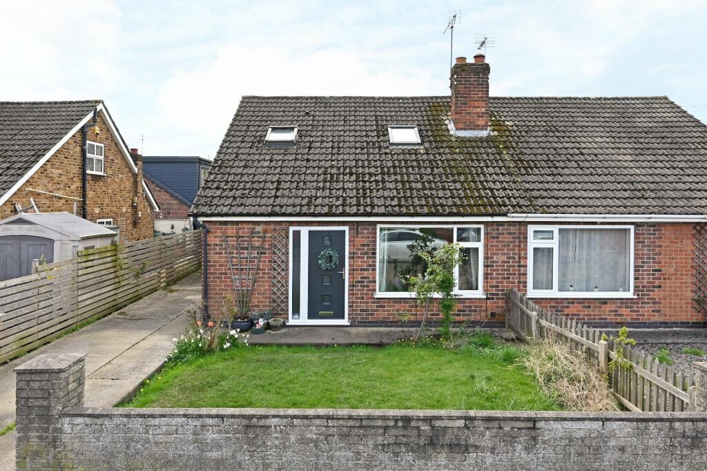 4 bed Semi-Detached House for rent in York. From Linley & Simpson - York