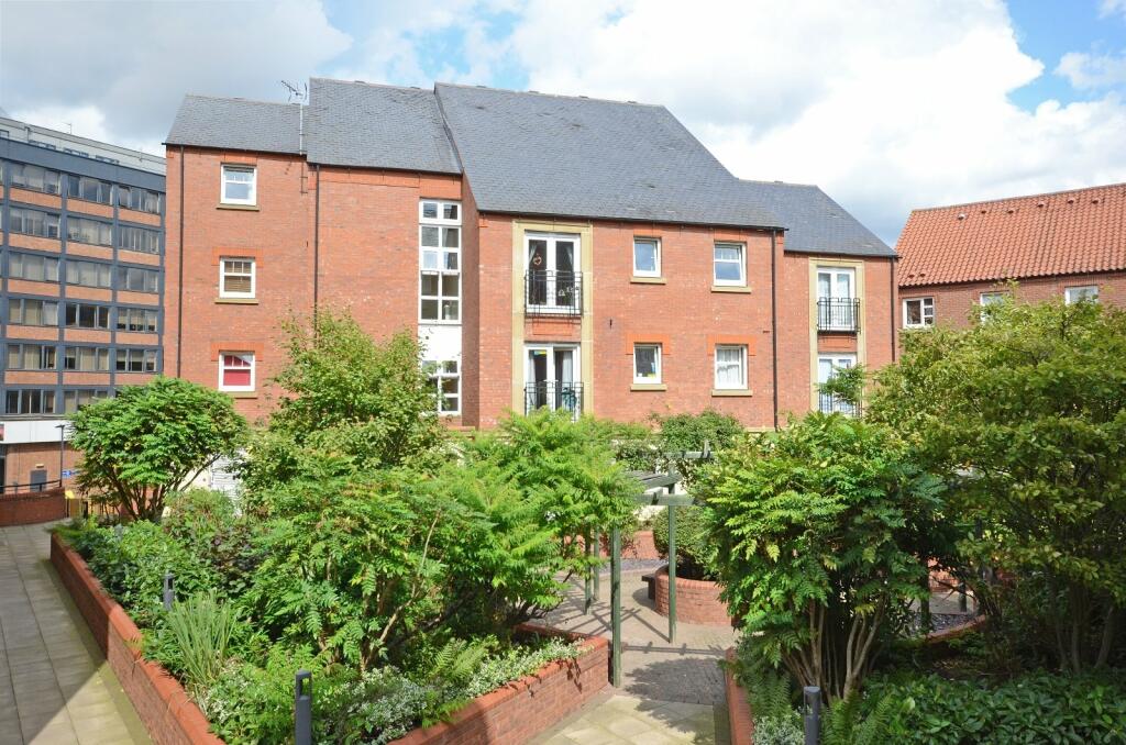 2 bed Flat for rent in York. From Linley & Simpson - York