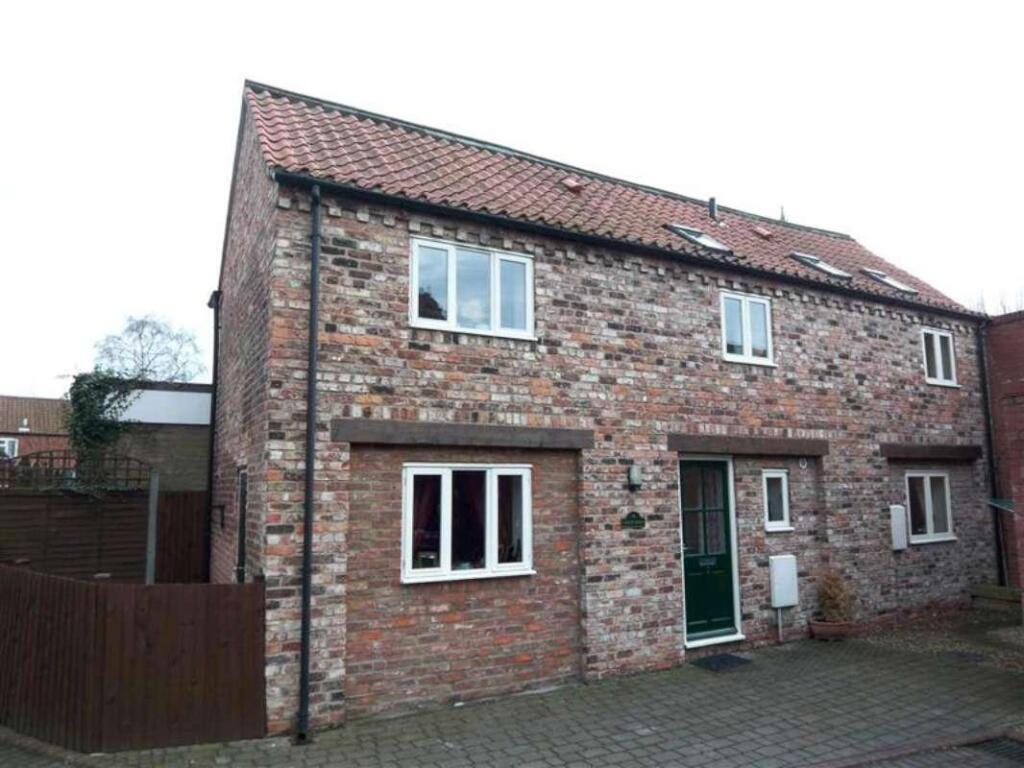 3 bed Detached for rent in Selby. From Linley & Simpson - York