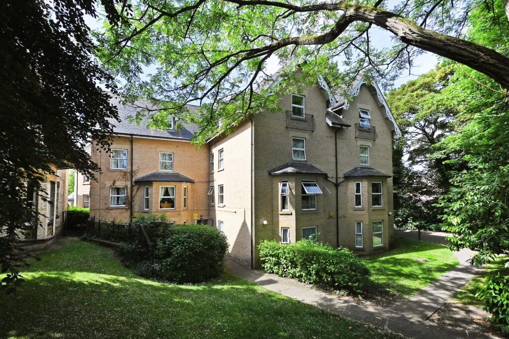 2 bed 1st Floor Flat for rent in York. From Linley & Simpson - York
