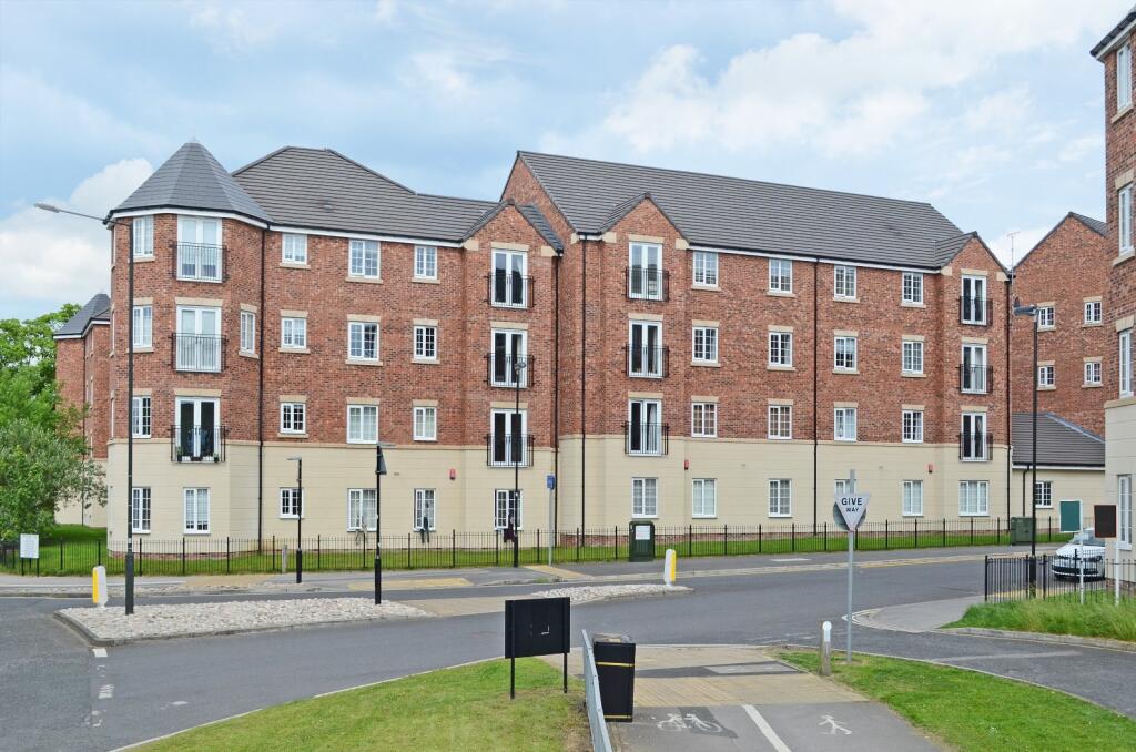 2 bed 1st Floor Flat for rent in York. From Linley & Simpson - York