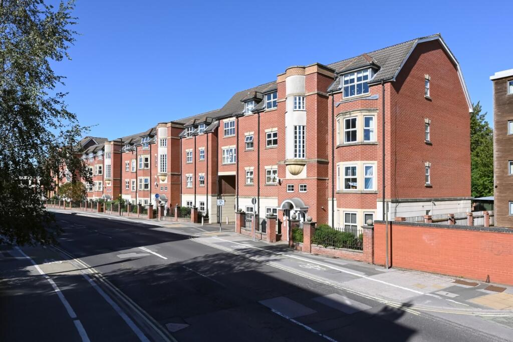 1 bed 1st Floor Flat for rent in York. From Linley & Simpson - York