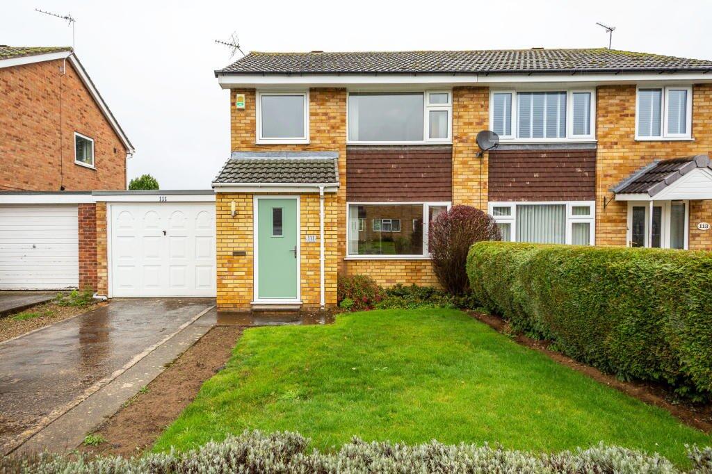 3 bed Semi Detached for rent in Wigginton. From Linley & Simpson - York 3 bed Semi Detached for rent in Wigginton. From Linley & Simpson - York
