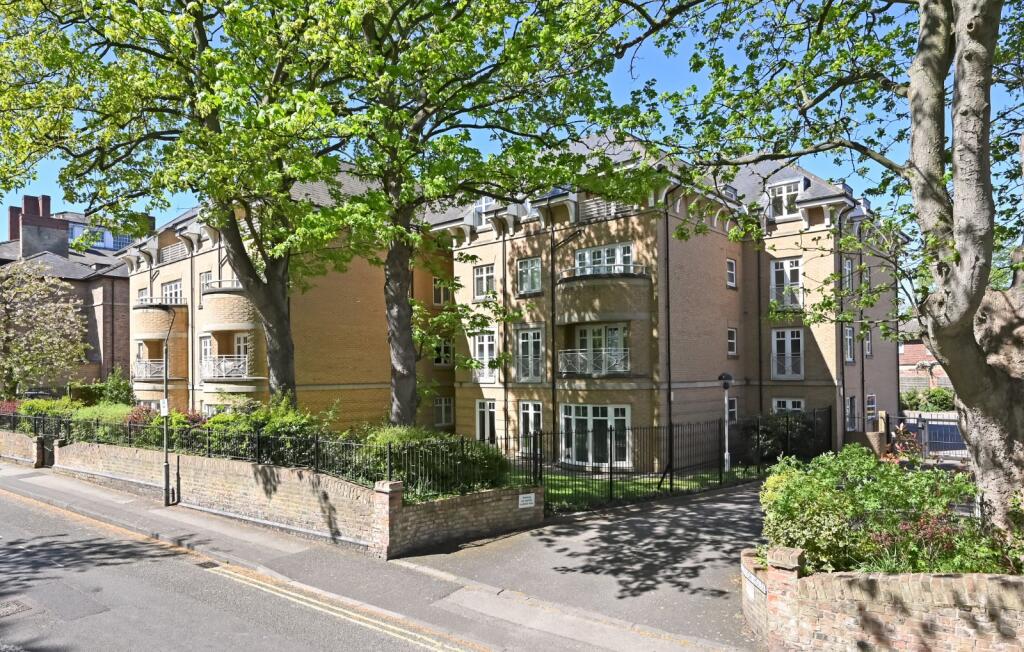 2 bed 1st Floor Flat for rent in Skelton. From Linley & Simpson - York