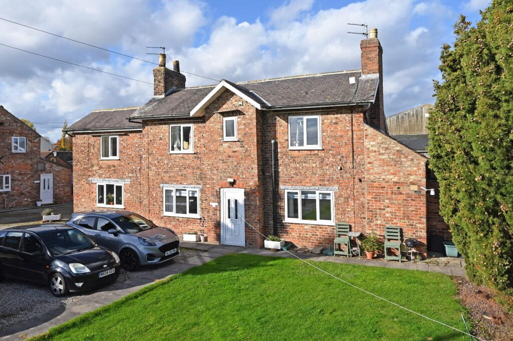 2 bed 1st Floor Flat for rent in Stockton on the Forest. From Linley & Simpson - York