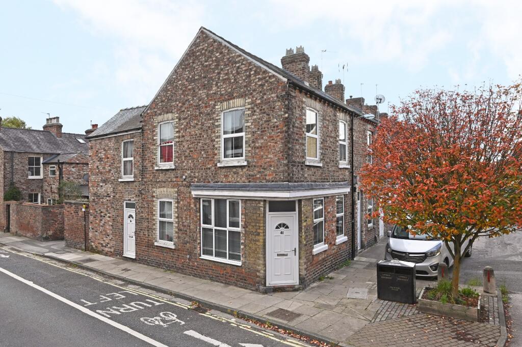 2 bed Mid Terraced House for rent in York. From Linley & Simpson - York