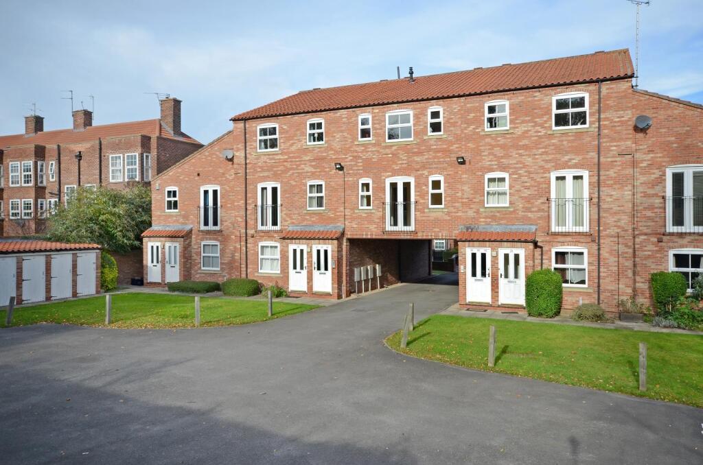 2 bed 1st Floor Flat for rent in Heslington. From Linley & Simpson - York