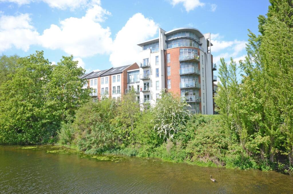 2 bed 1st Floor Flat for rent in York. From Linley & Simpson - York