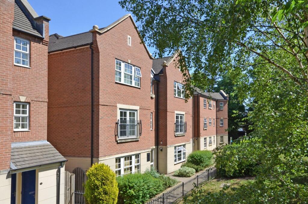 2 bed 1st Floor Flat for rent in York. From Linley & Simpson - York