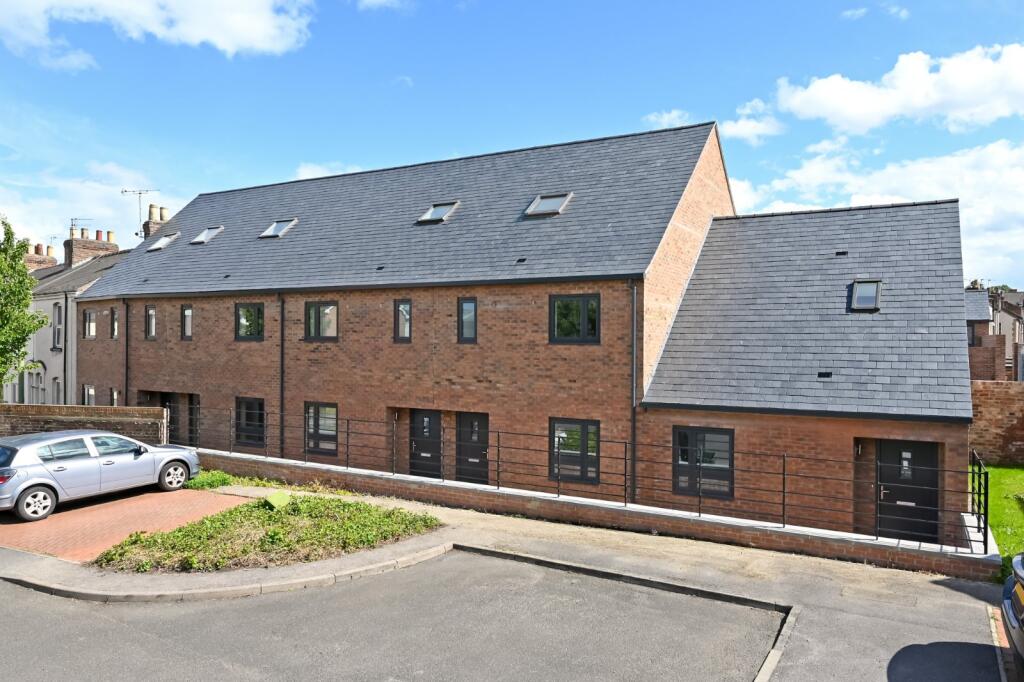 3 bed Detached for rent in Heslington. From Linley & Simpson - York 3 bed Detached for rent in Heslington. From Linley & Simpson - York