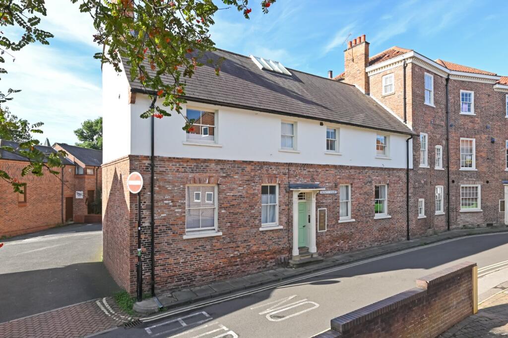 1 bed 1st Floor Flat for rent in York. From Linley & Simpson - York