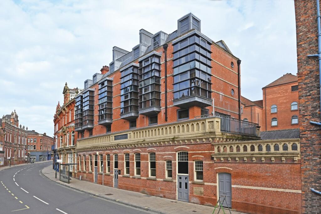 1 bed 1st Floor Flat for rent in York. From Linley & Simpson - York
