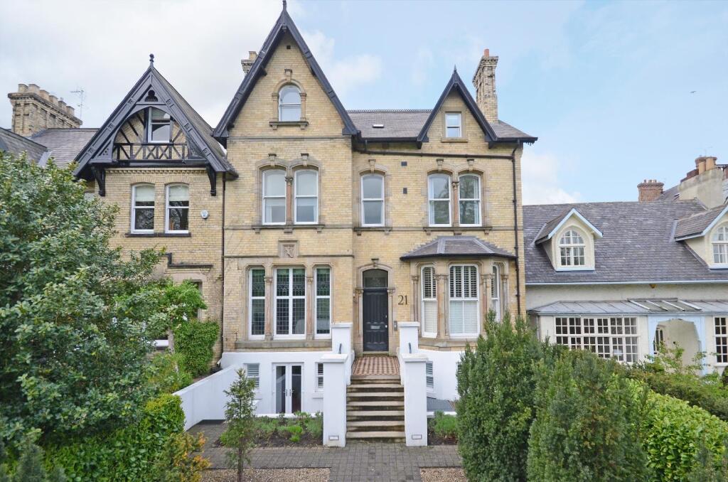 3 bed 1st Floor Flat for rent in York. From Linley & Simpson - York 3 bed 1st Floor Flat for rent in York. From Linley & Simpson - York