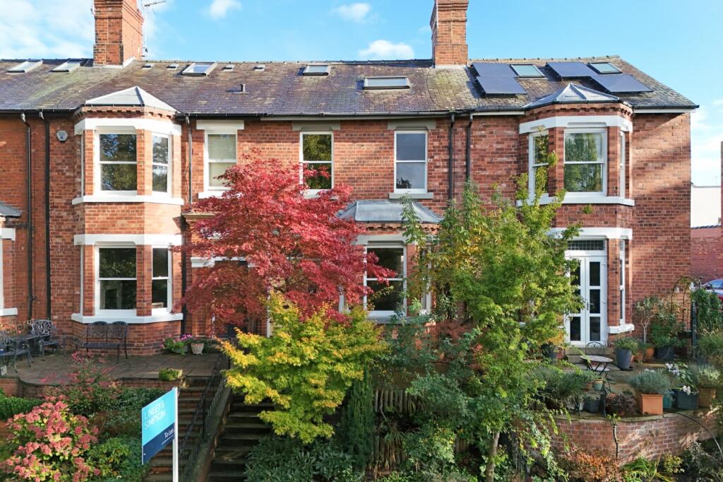 5 bed Town House for rent in York. From Linley & Simpson - York