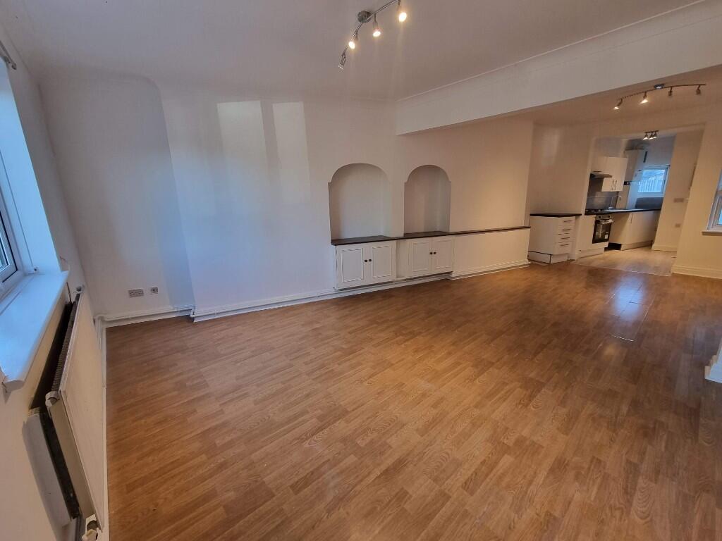 1 bed 1st Floor Flat for rent in Barnet. From Live London Estates
