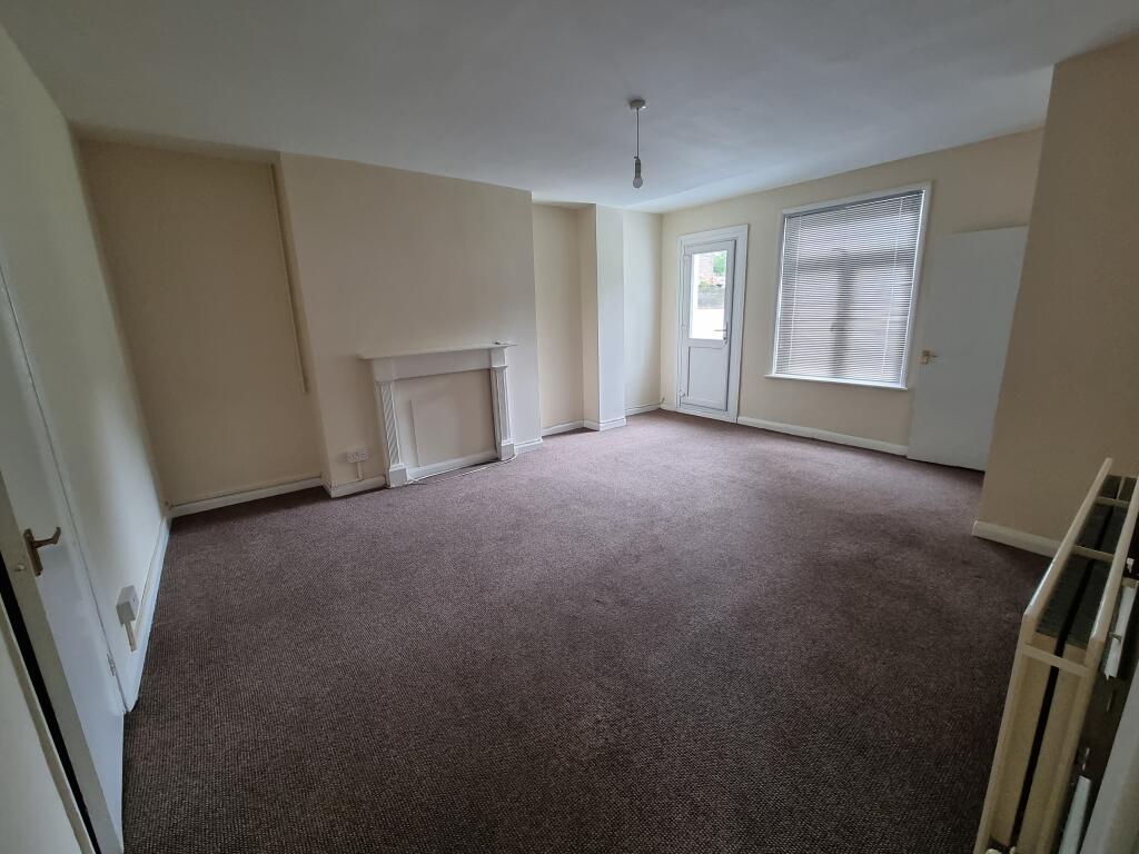 2 bed 1st Floor Flat for rent in Croydon. From Live London Estates
