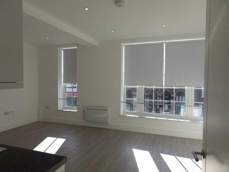 1 bed 1st Floor Flat for rent in Epsom. From Live London Estates 1 bed 1st Floor Flat for rent in Epsom. From Live London Estates