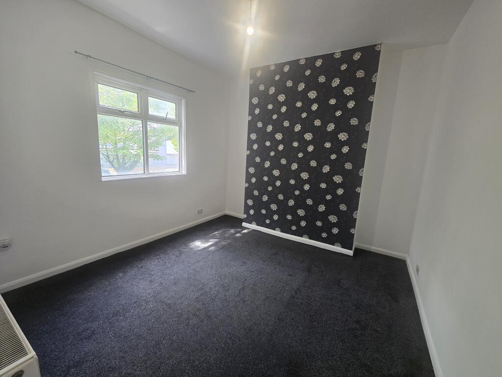 2 bed 1st Floor Flat for rent in Croydon. From Live London Estates