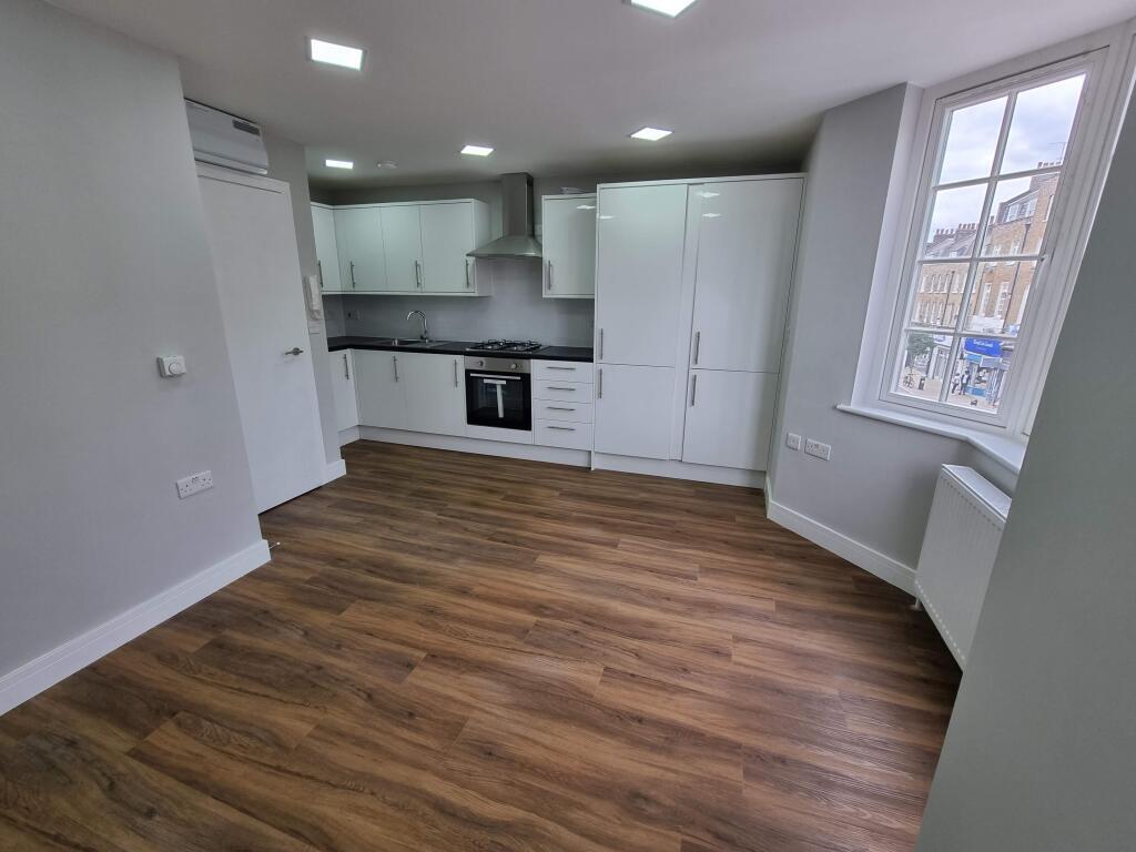 2 bed 1st Floor Flat for rent in Islington. From Live London Estates 2 bed 1st Floor Flat for rent in Islington. From Live London Estates