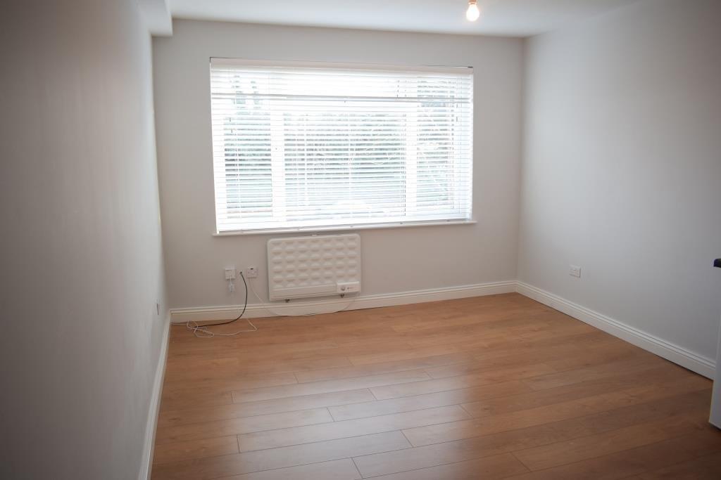 4 bed Studio for rent in London. From Live London Estates