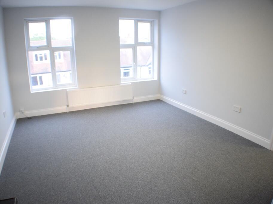 2 bed 1st Floor Flat for rent in Loughton. From Live London Estates