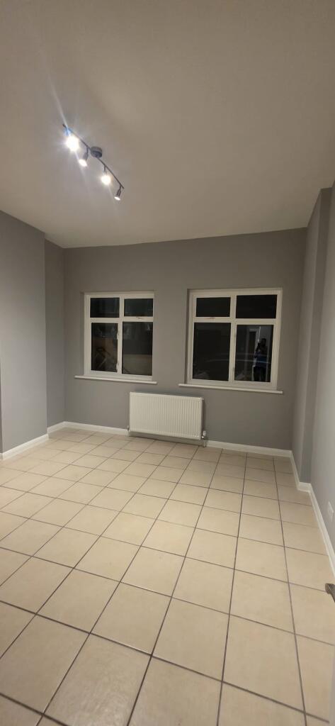 1 bed 1st Floor Flat for rent in Merton. From Live London Estates 1 bed 1st Floor Flat for rent in Merton. From Live London Estates