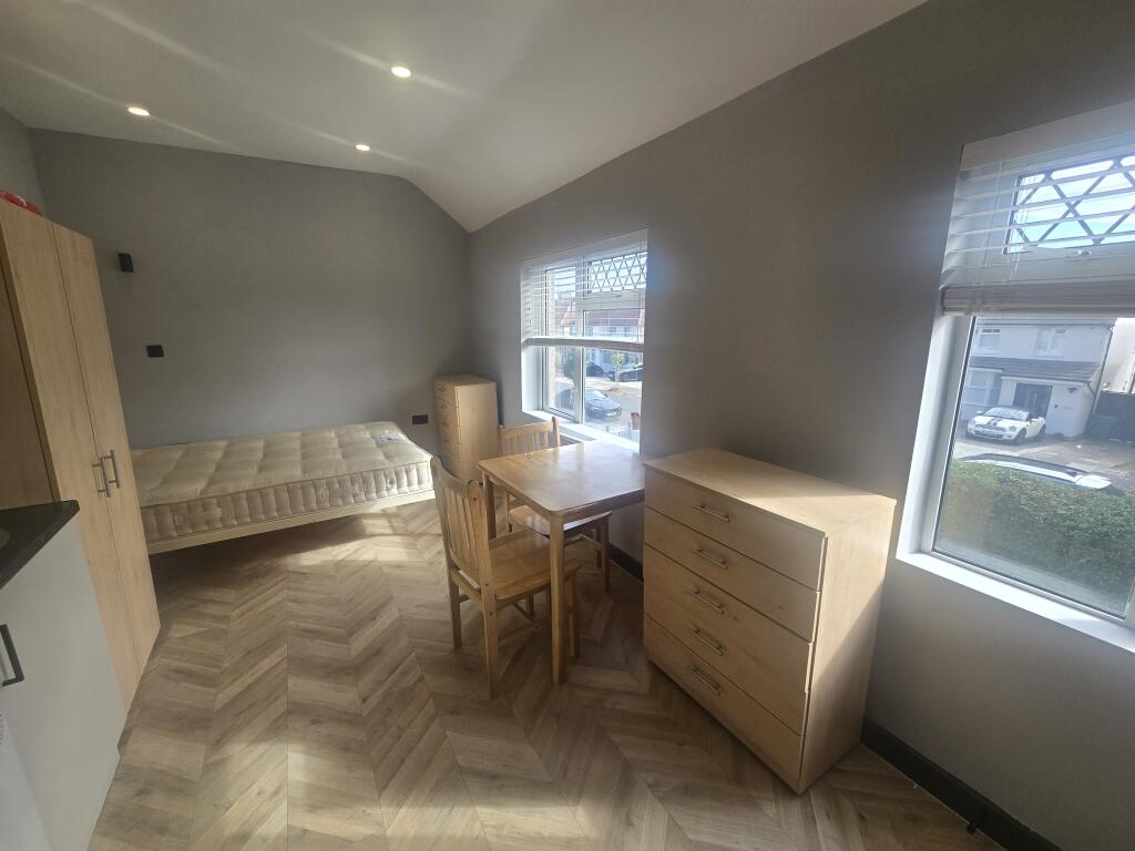 0 bed Studio for rent in Northolt. From Live London Estates