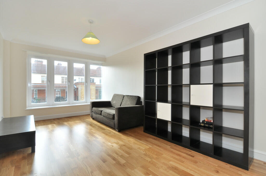 1 bed Apartment for rent in Poplar. From Living in London