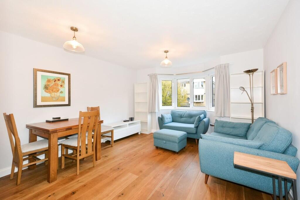 2 bed Apartment for rent in Bermondsey. From Living in London - Canada Water Tube Station