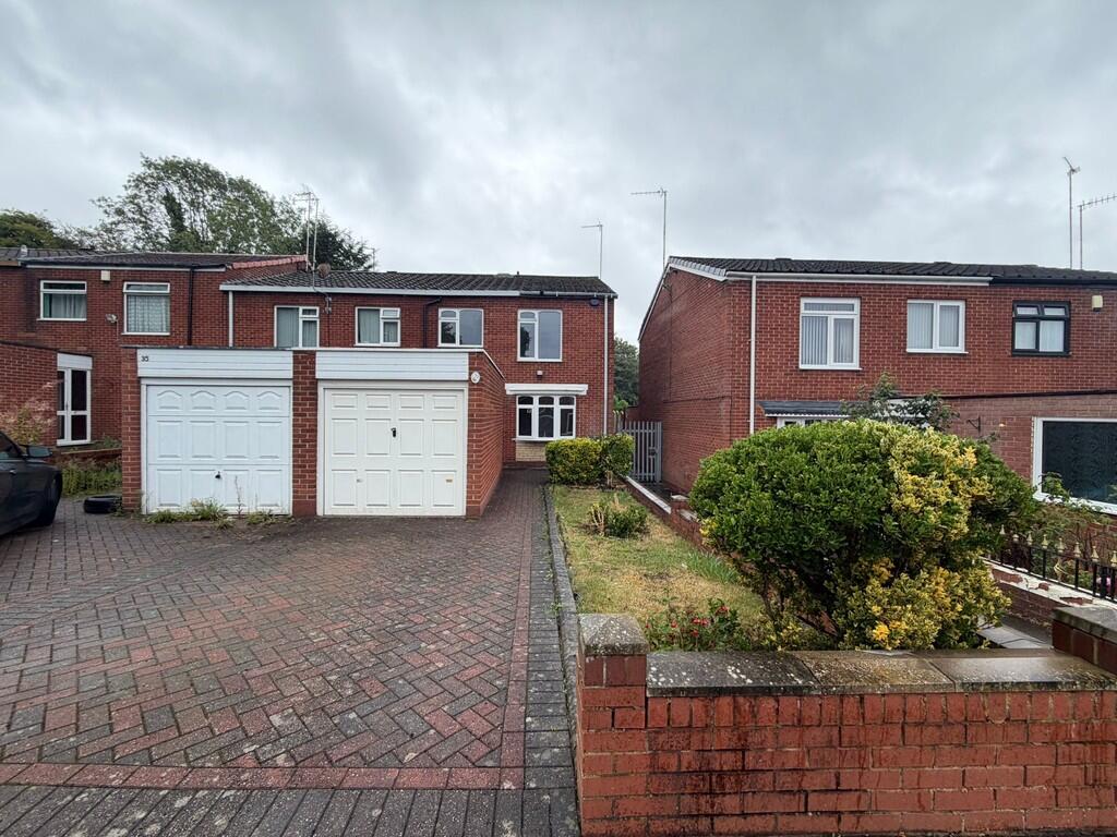 3 bed Semi Detached for rent in Pheasey. From Henley Charles - Handsworth 3 bed Semi Detached for rent in Pheasey. From Henley Charles - Handsworth