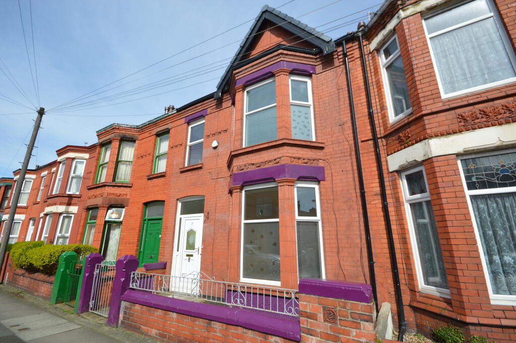 4 bed Mid Terraced House for rent in Crosby. From Logic - Liverpool