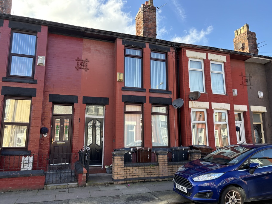 3 bed Mid Terraced House for rent in Bootle. From Logic - Liverpool