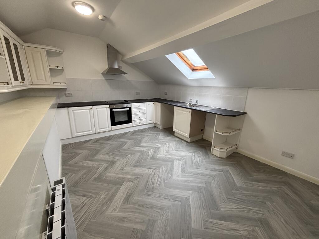 1 bed 1st Floor Flat for rent in Crosby. From Logic - Liverpool