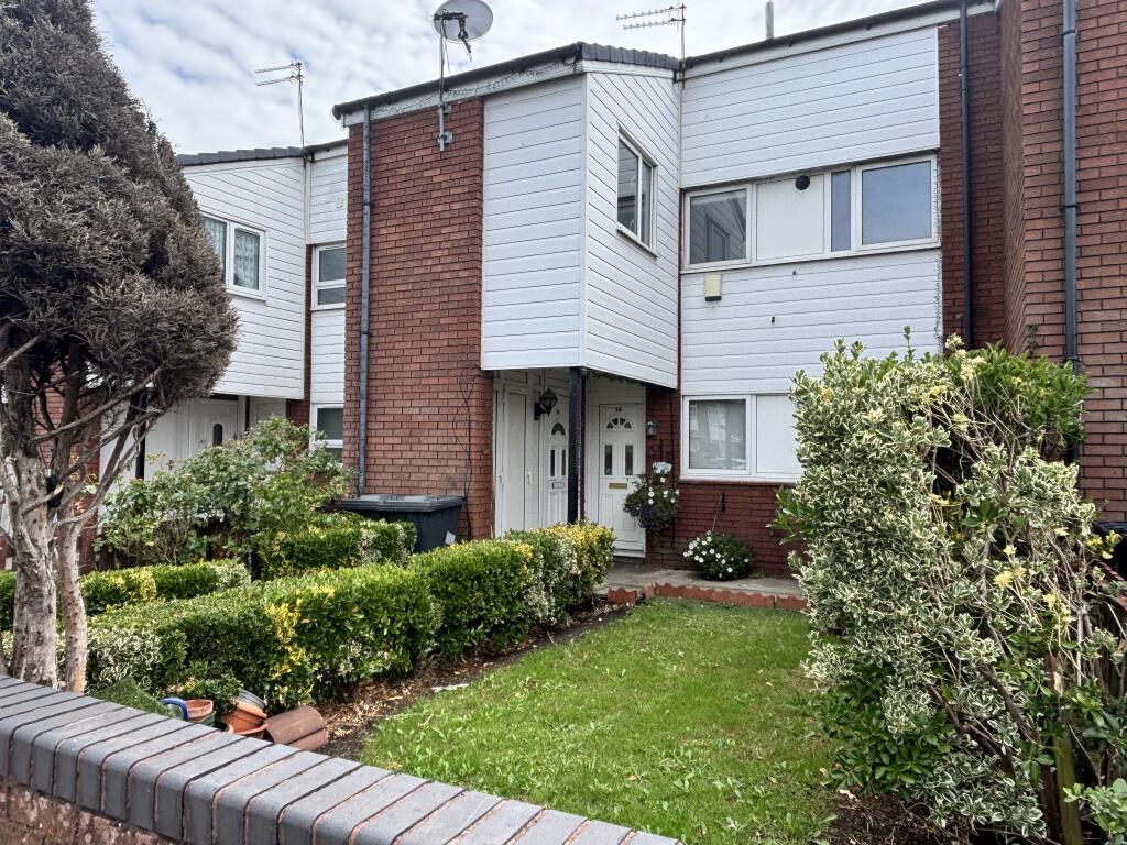 2 bed 1st Floor Flat for rent in Litherland. From Logic - Liverpool