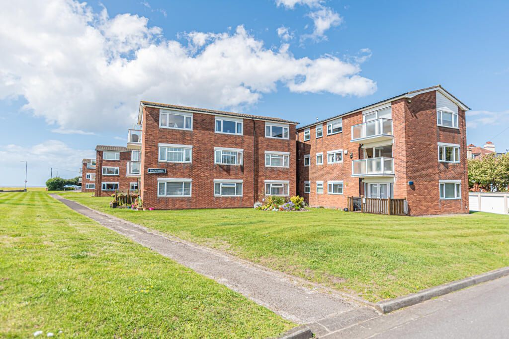 2 bed 1st Floor Flat for rent in Little Crosby. From Logic - Liverpool