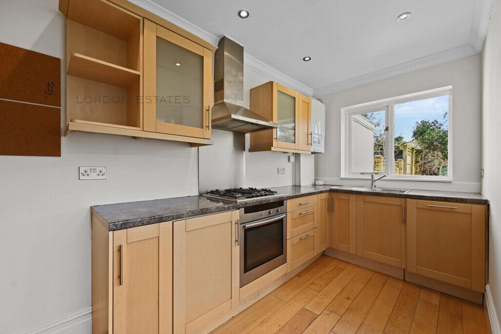 2 bed Apartment for rent in Acton. From London Estates