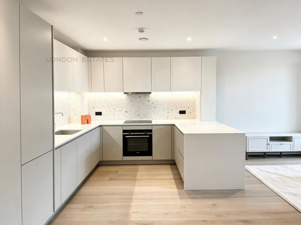 1 bed 1st Floor Flat for rent in London. From London Estates