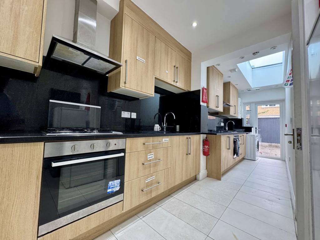 7 bed Mid Terraced House for rent in Southall. From London Homes Residential