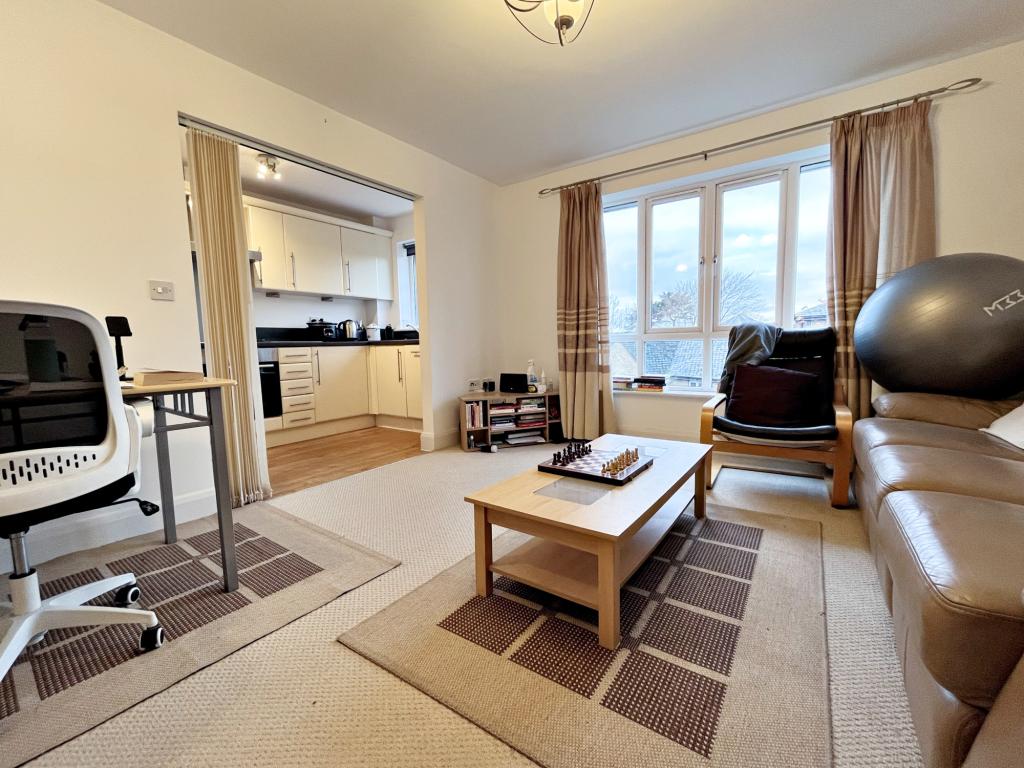 1 bed 1st Floor Flat for rent in Slough. From London Homes Residential