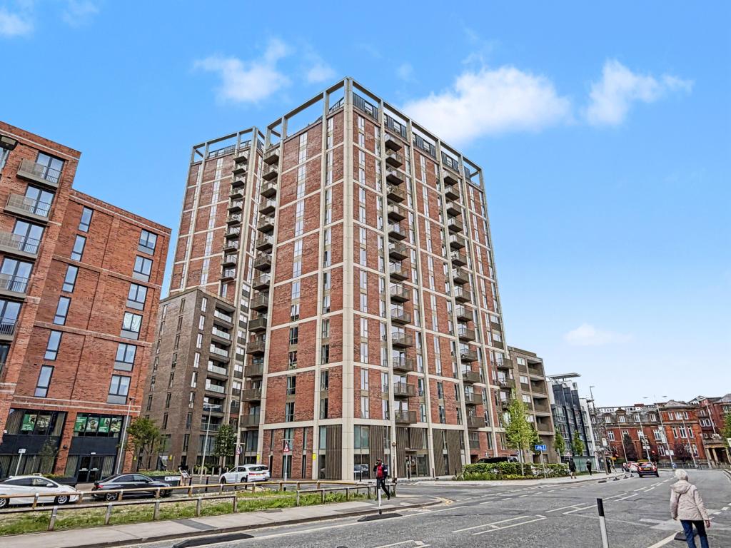 2 bed 1st Floor Flat for rent in Salford. From London Homes Residential