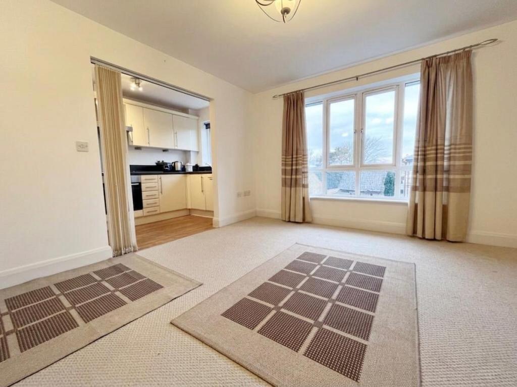 1 bed 1st Floor Flat for rent in Slough. From London Homes Residential 1 bed 1st Floor Flat for rent in Slough. From London Homes Residential