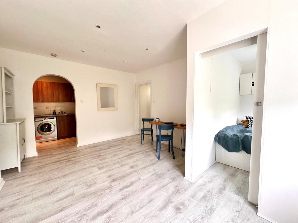 1 bed 1st Floor Flat for rent in Acton. From London Homes Residential 1 bed 1st Floor Flat for rent in Acton. From London Homes Residential