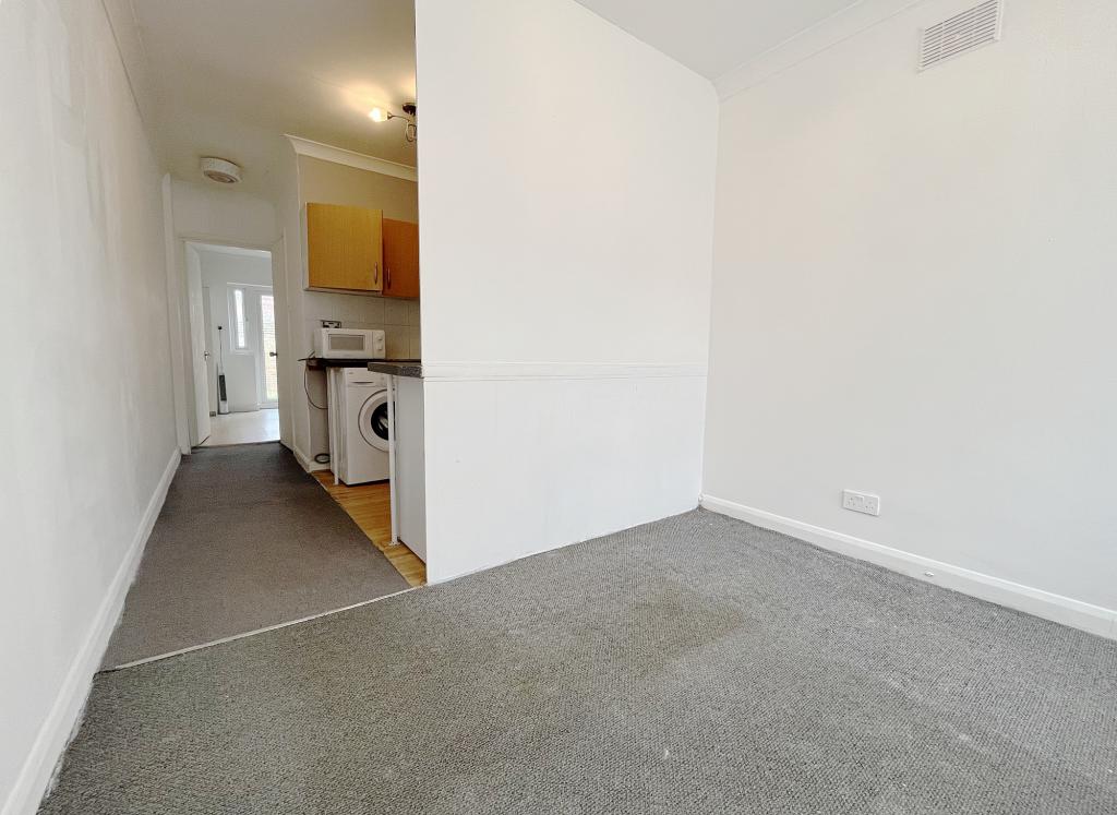 1 bed 1st Floor Flat for rent in Isleworth. From London Homes Residential